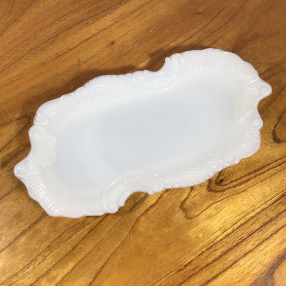 Antique Dithridge Milk Glass Vanity Dresser Tray - Picture 3 of 5
